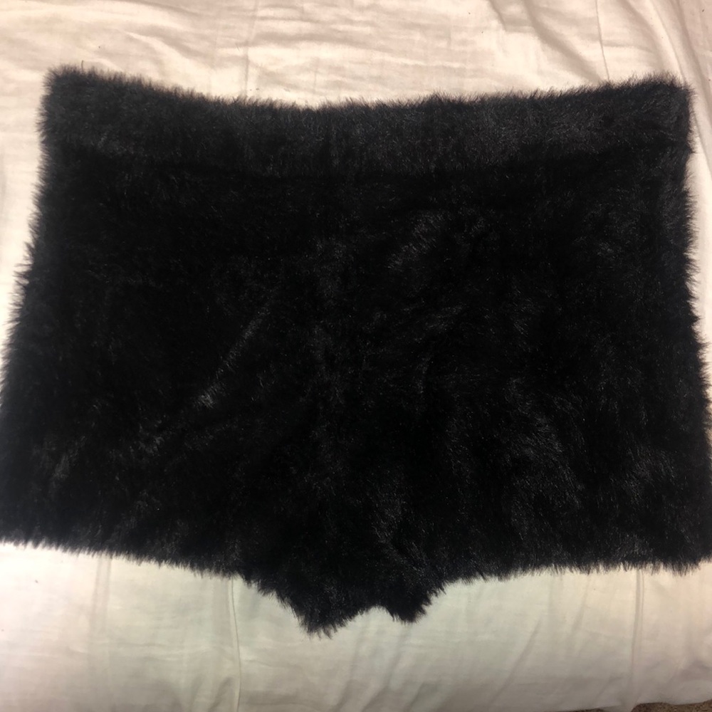 Black Fuzzy Victoria Secret Sleep Short